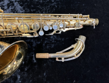 Photo WOW! Gorgeous SML Rev D Alto Sax in ORIGINAL Perma-Gold Finish - Serial # 9664